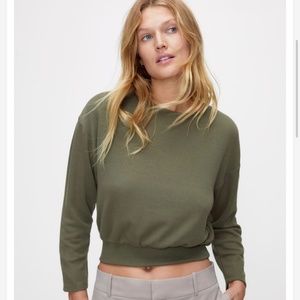ZARA • Cropped olive sweatshirts size S